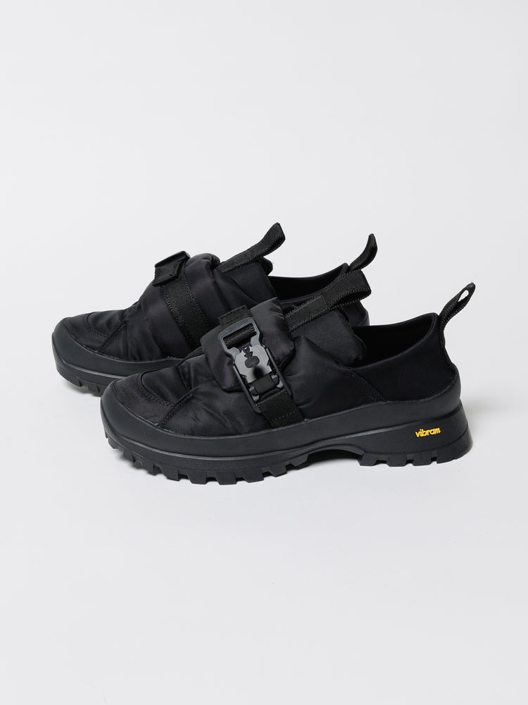 
                  
                    Nylon puffer sneakers
                  
                