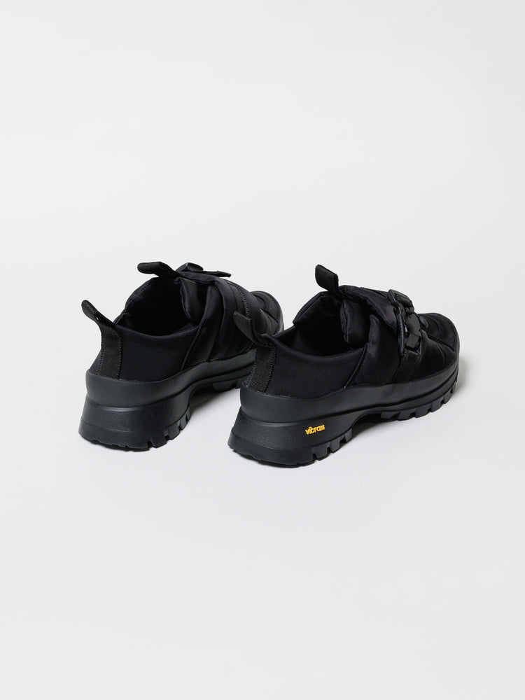 
                  
                    Nylon puffer sneakers
                  
                