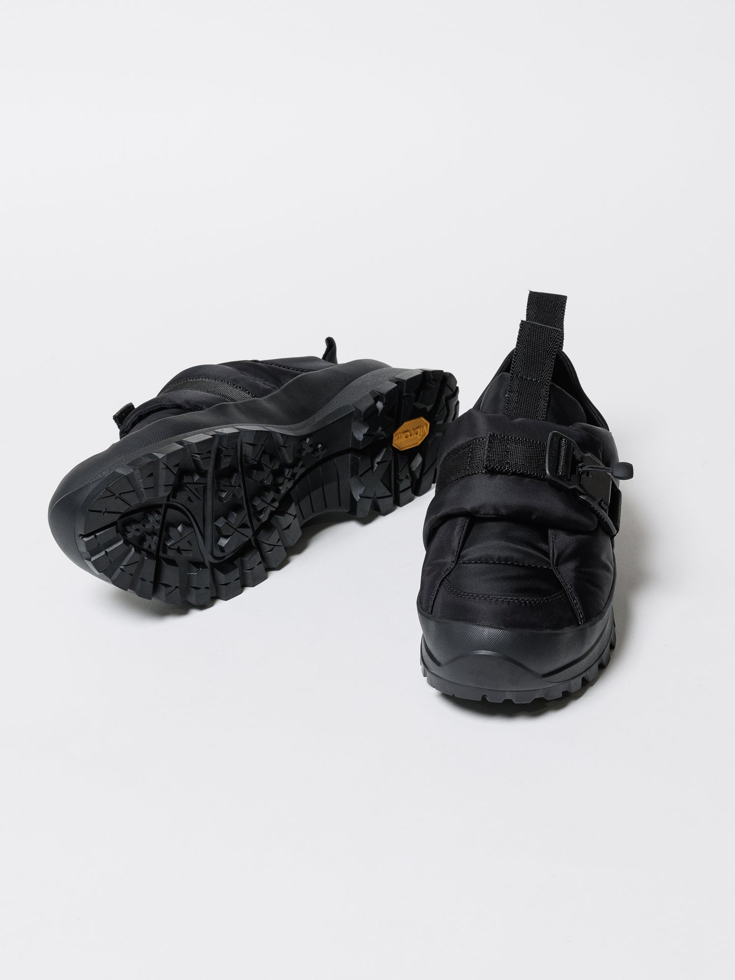 
                  
                    Nylon puffer sneakers
                  
                