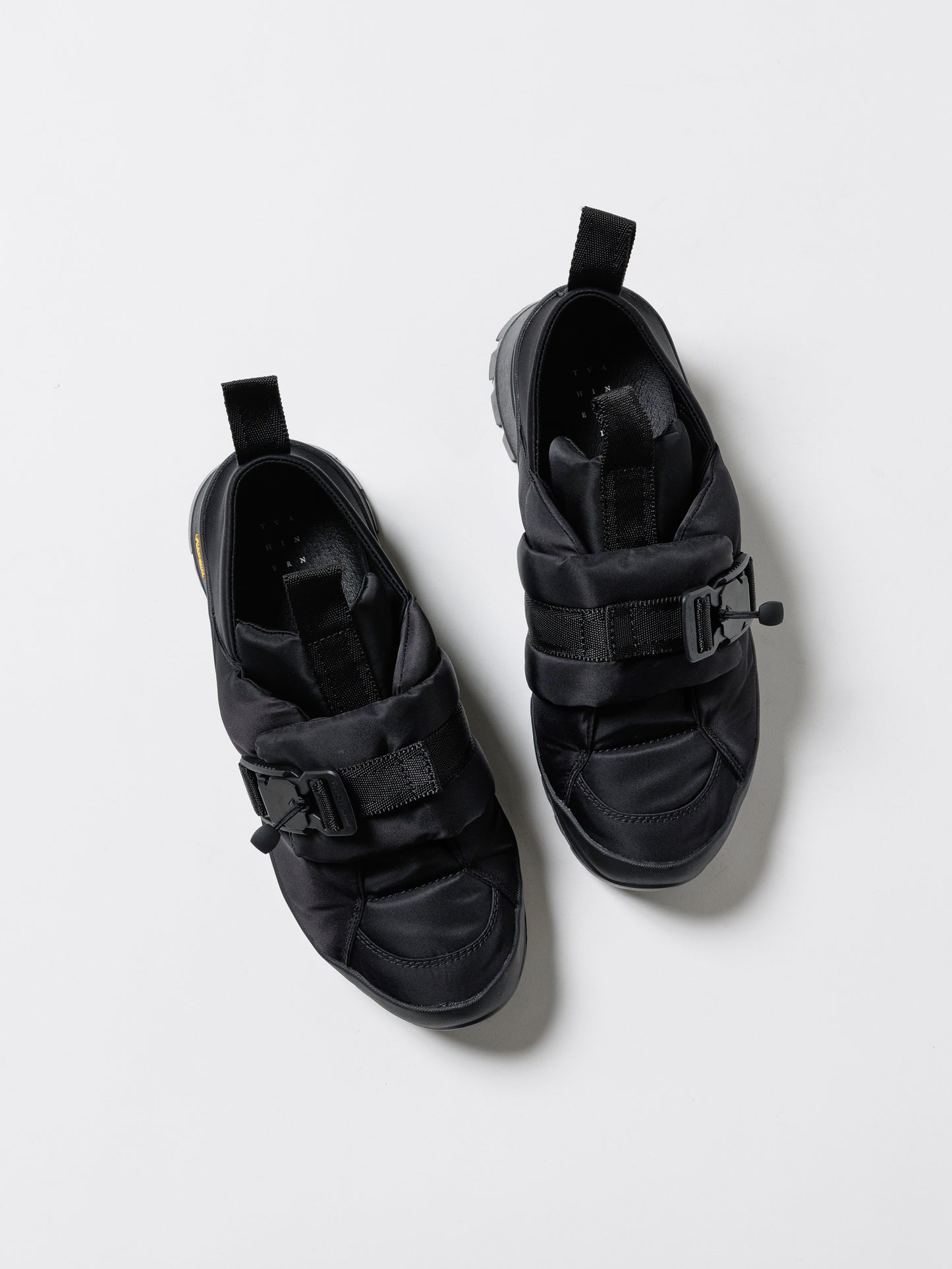 
                  
                    Nylon puffer sneakers
                  
                