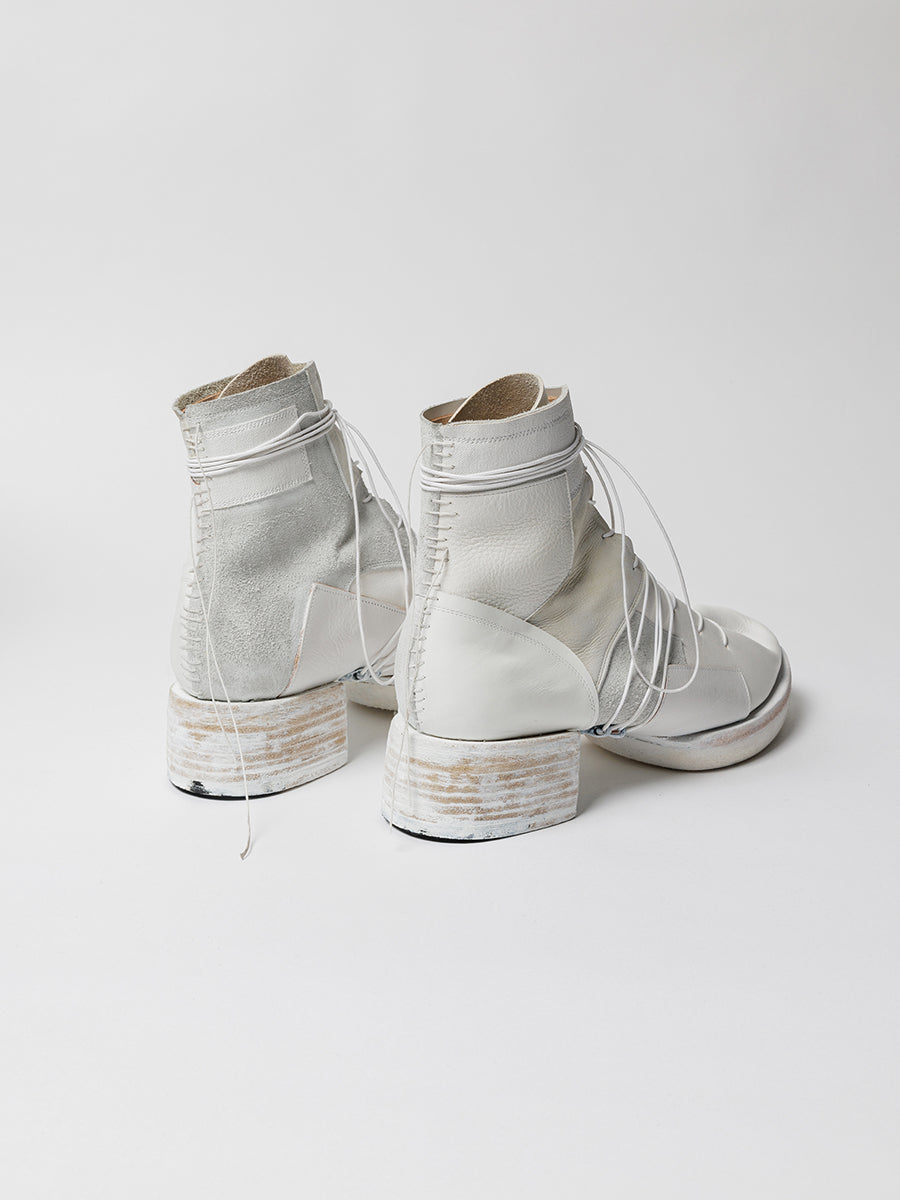 DUELLUM PATCHED BOOTS (WHITE STITCHED) – The Viridi-anne