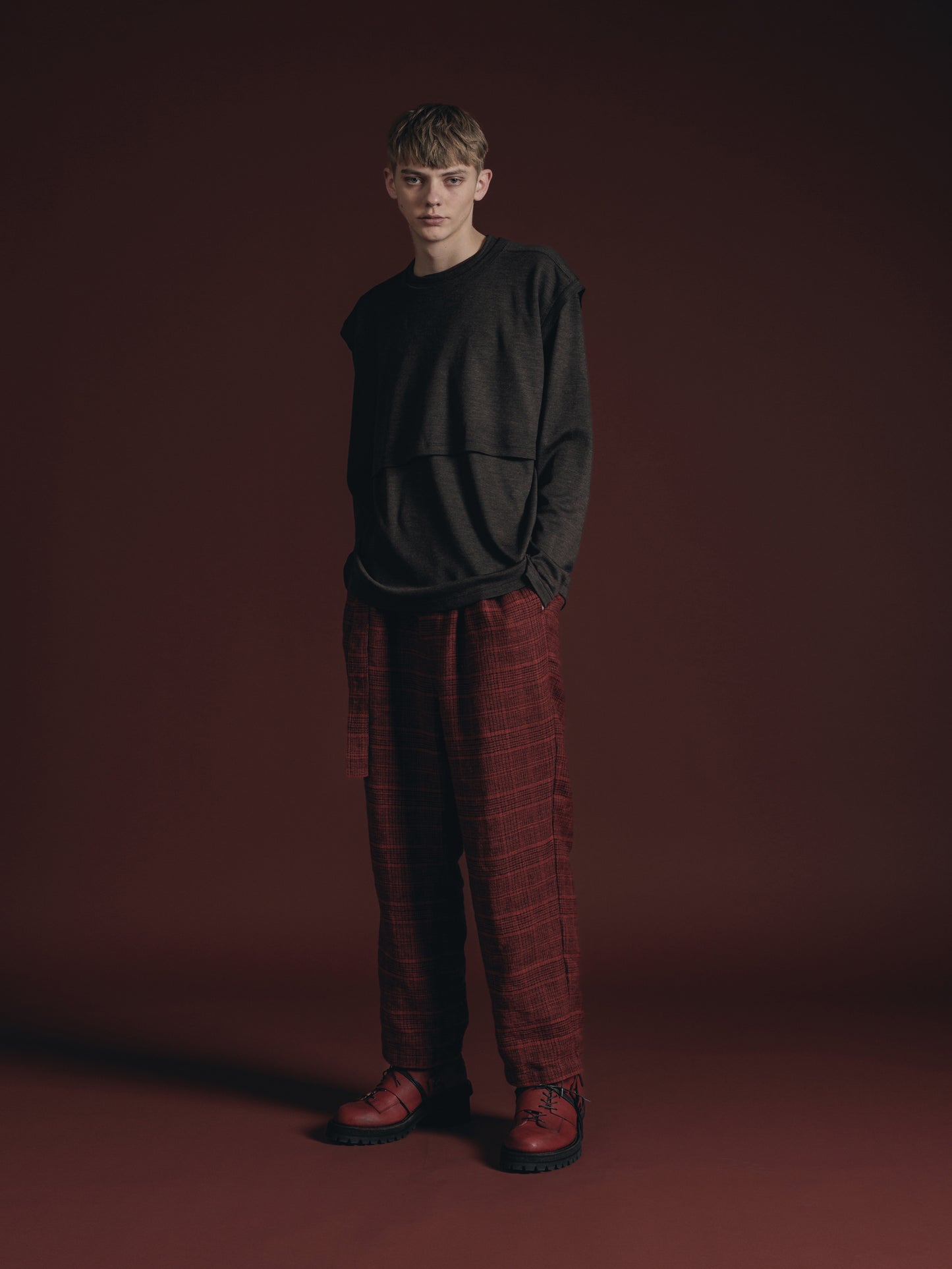 
                  
                    WOOL JERSEY LAYERD L/S T-SHIRT
                  
                