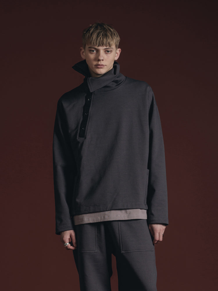 
                  
                    SWEAT PULLOVER SHIRT
                  
                