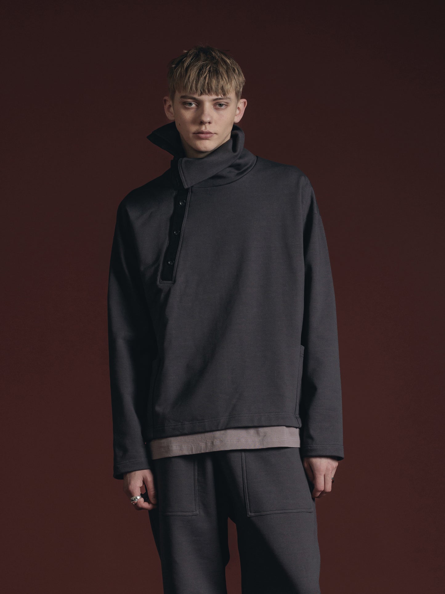 
                  
                    SWEAT PULLOVER SHIRT
                  
                