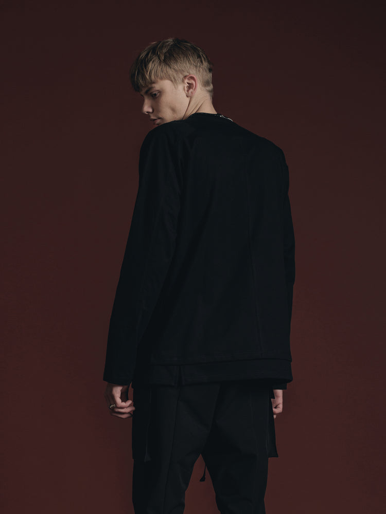 
                  
                    COTTON JERSEY L/S T-SHIRT
                  
                