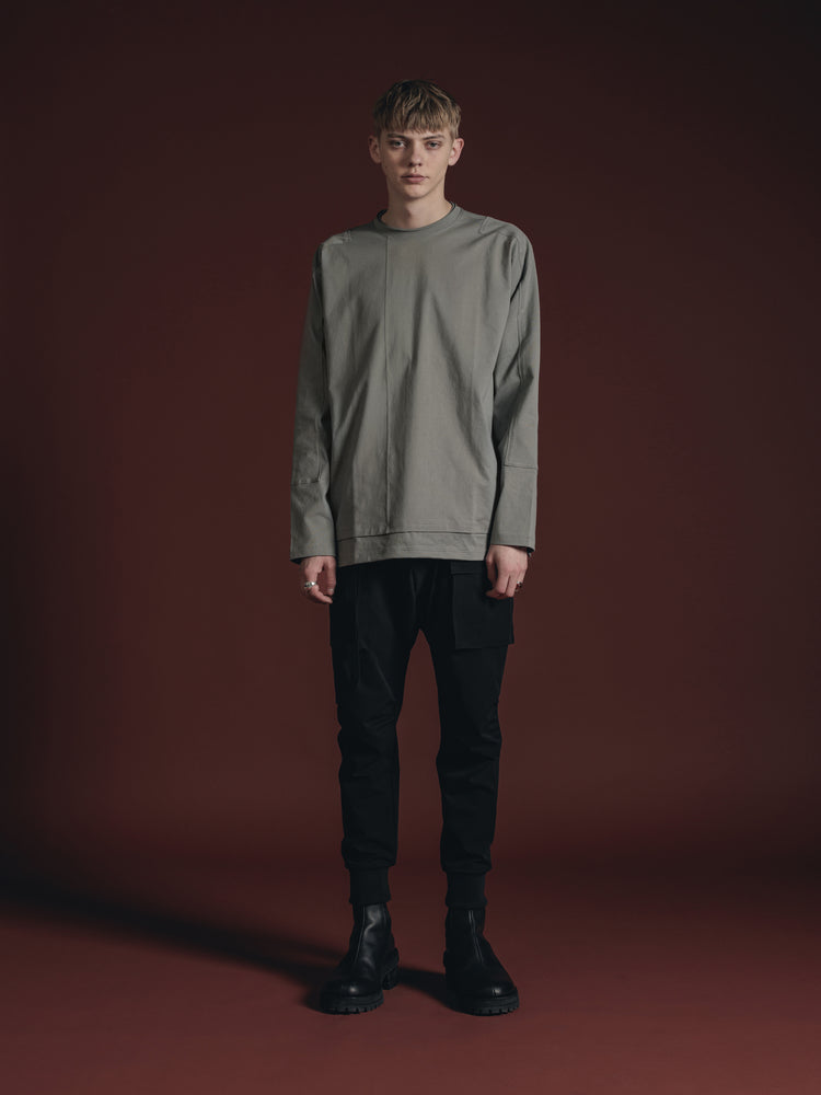 
                  
                    COTTON JERSEY L/S T-SHIRT
                  
                