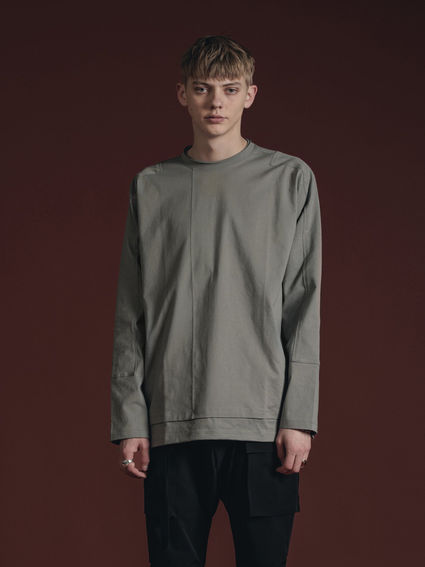 
                  
                    COTTON JERSEY L/S T-SHIRT
                  
                