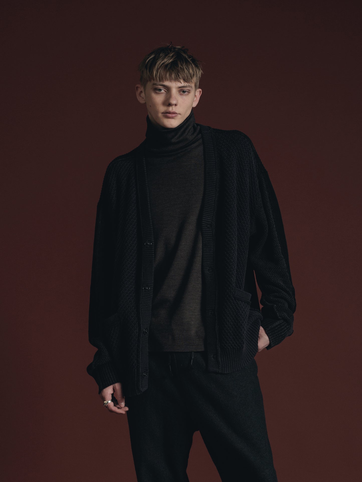 
                  
                    FADING FRAGMENT CARDIGAN
                  
                
