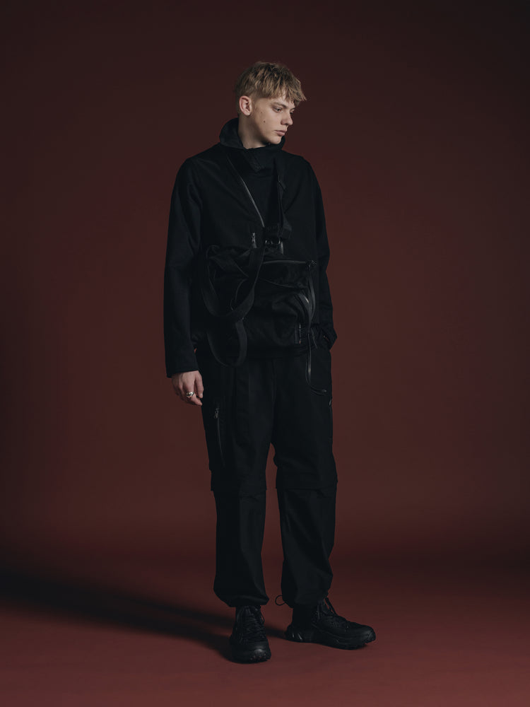 
                  
                    WATER REPELLENT VEST
                  
                
