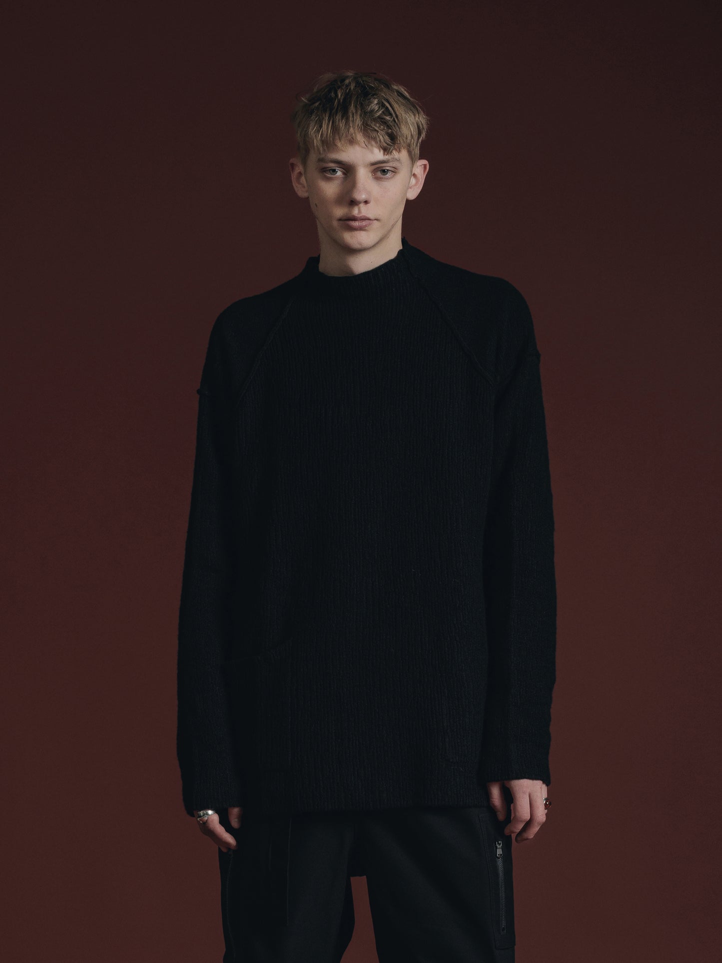 
                  
                    COTTON/CASHMERE SWEATER
                  
                