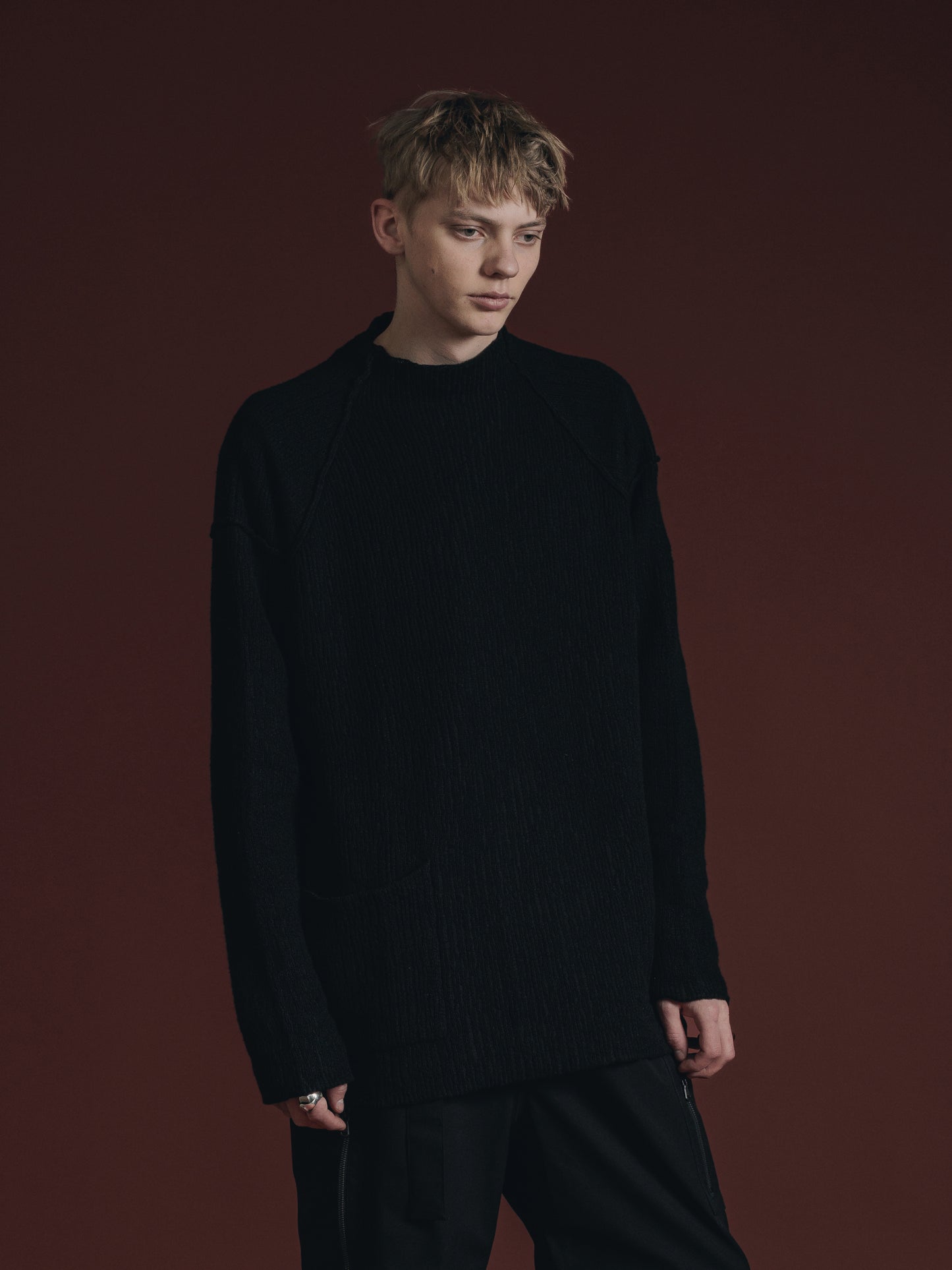 
                  
                    COTTON/CASHMERE SWEATER
                  
                
