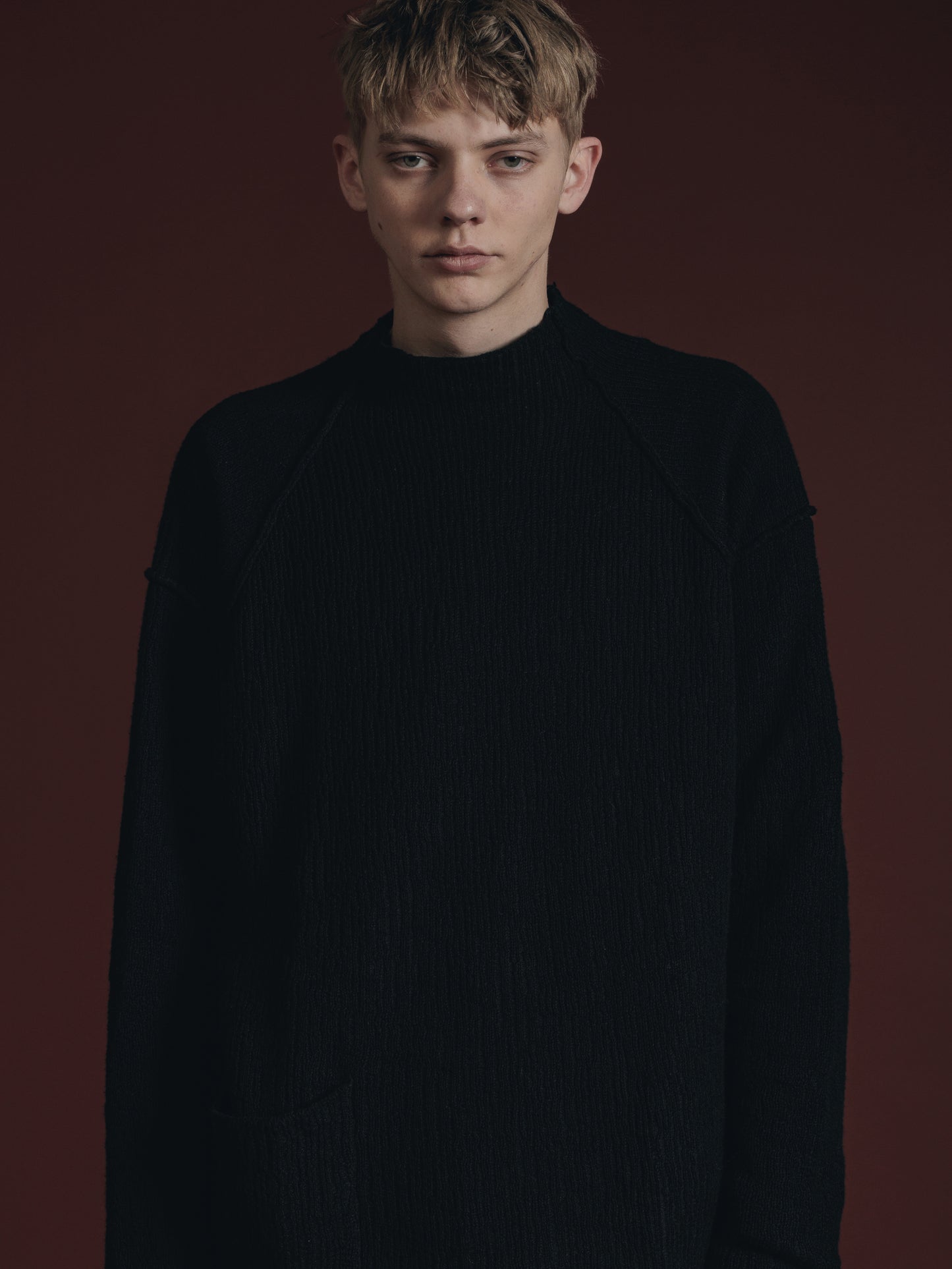 
                  
                    COTTON/CASHMERE SWEATER
                  
                