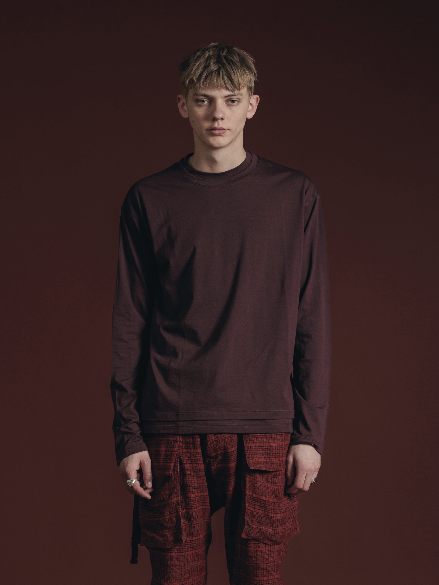 
                  
                    COTTON/CASHMERE LONG SLEEVE T
                  
                