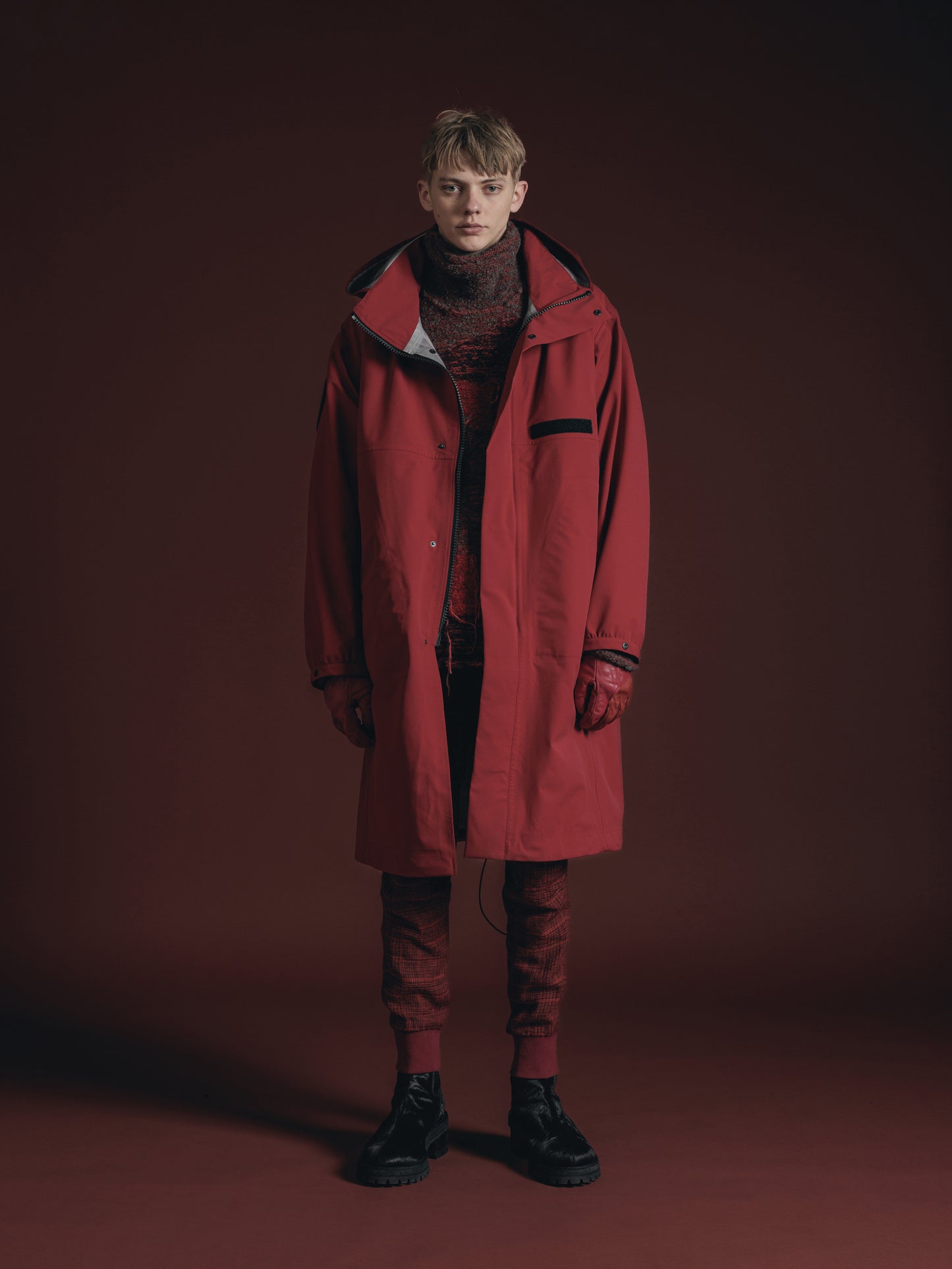 
                  
                    WATER REPELLENT HOODED COAT
                  
                