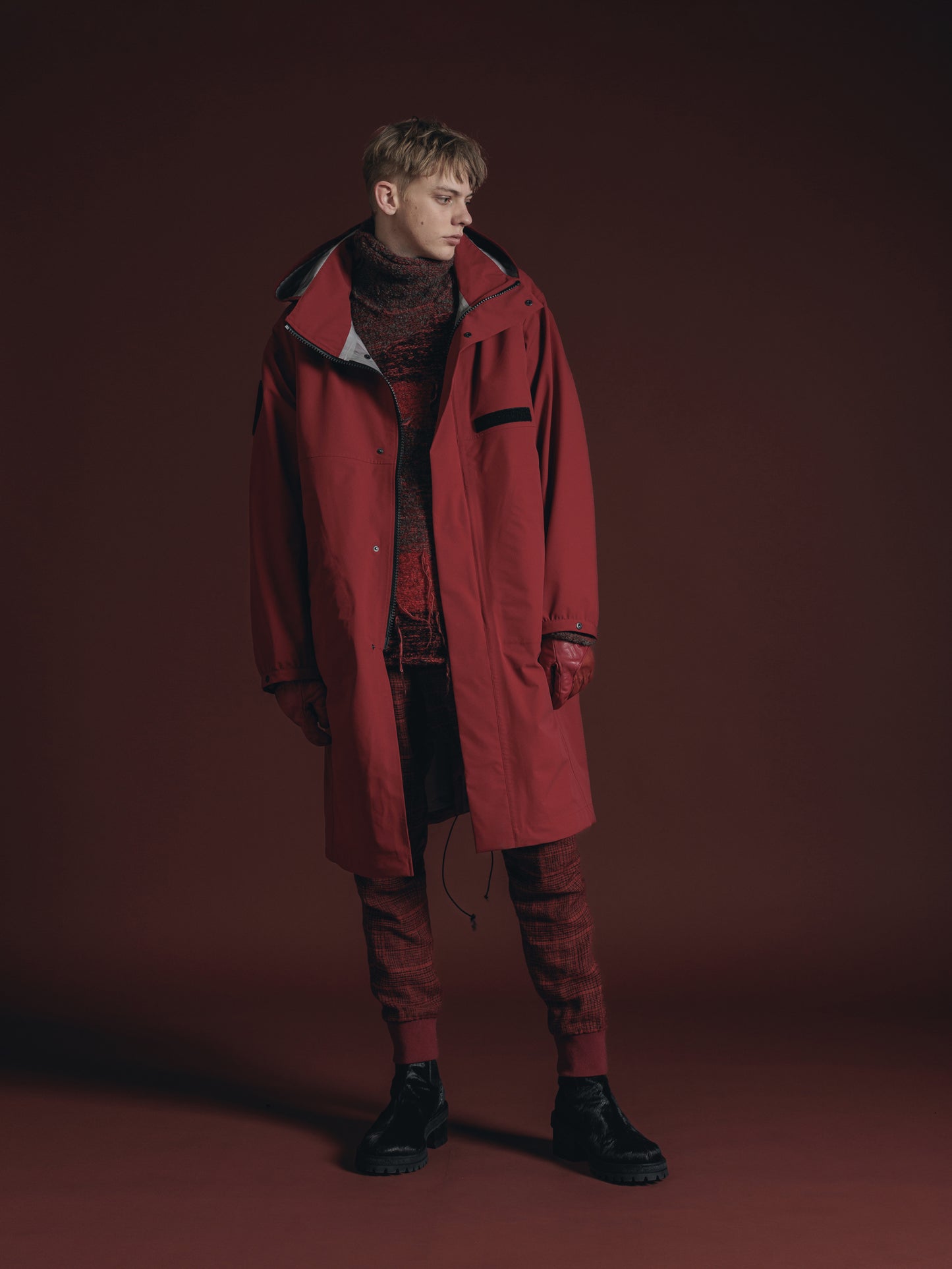 
                  
                    WATER REPELLENT HOODED COAT
                  
                