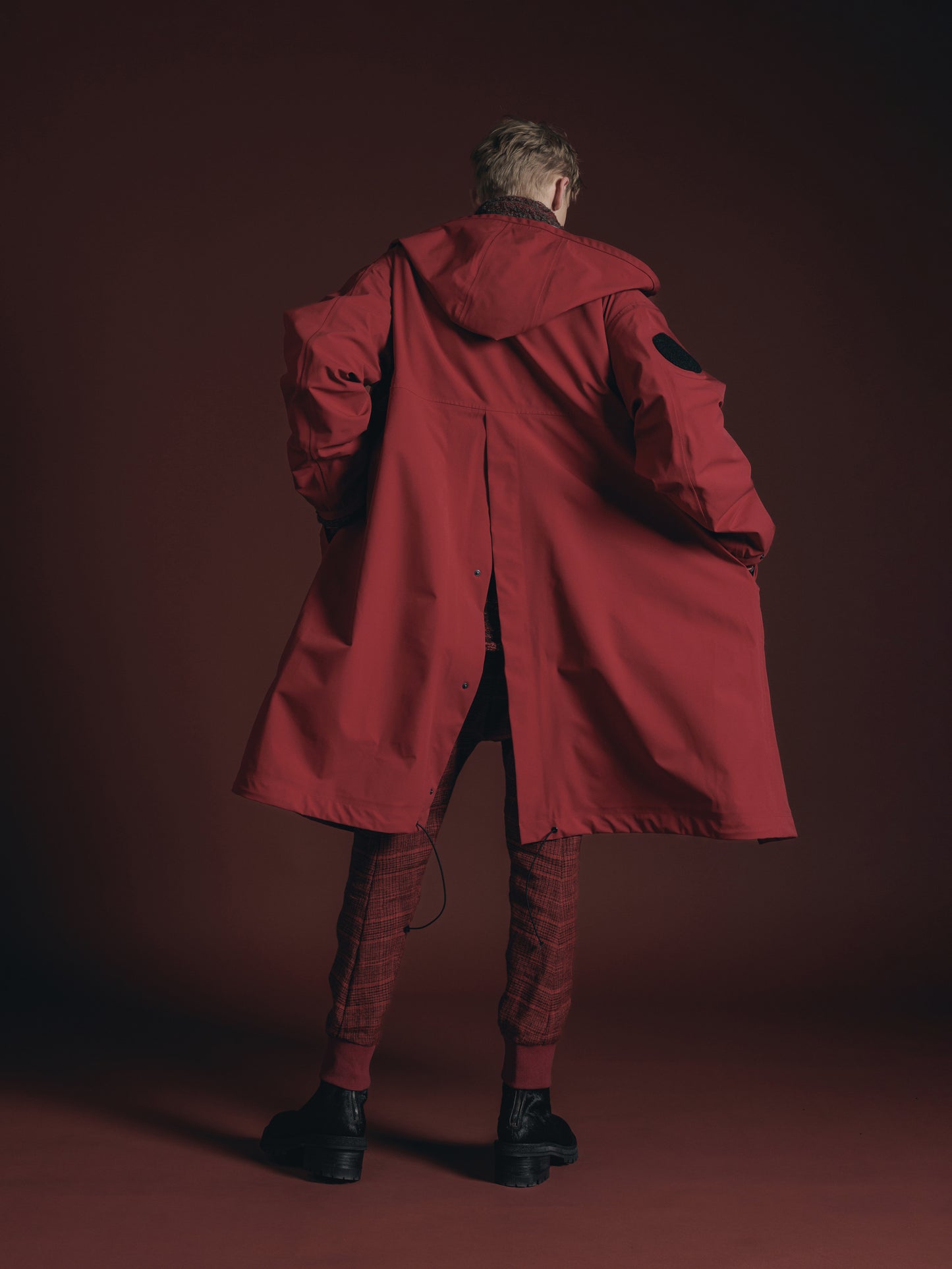 
                  
                    WATER REPELLENT HOODED COAT
                  
                