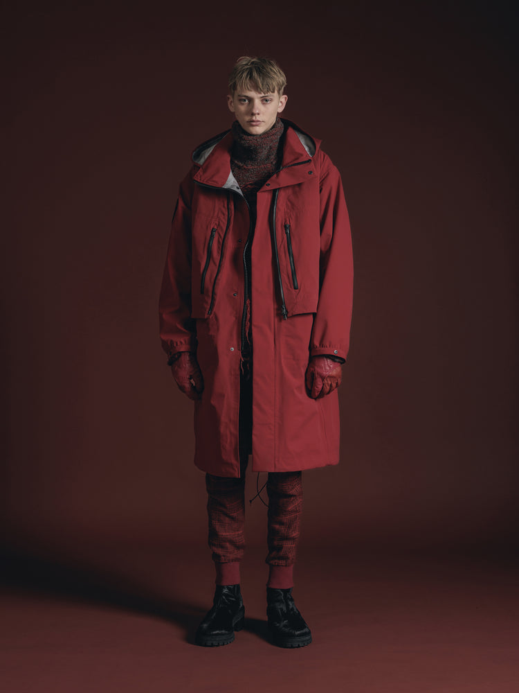 
                  
                    WATER REPELLENT HOODED COAT
                  
                