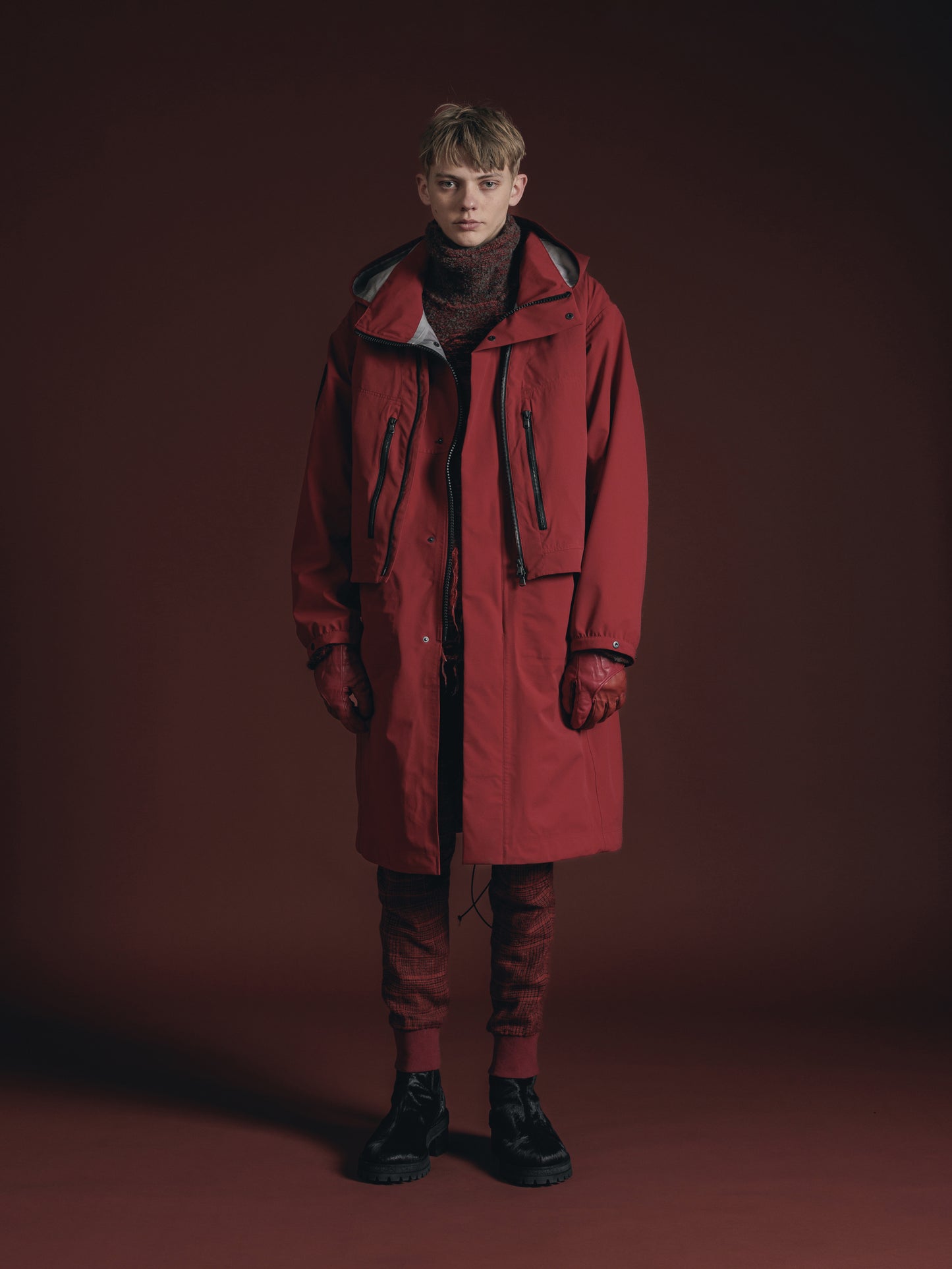 
                  
                    WATER REPELLENT HOODED COAT
                  
                