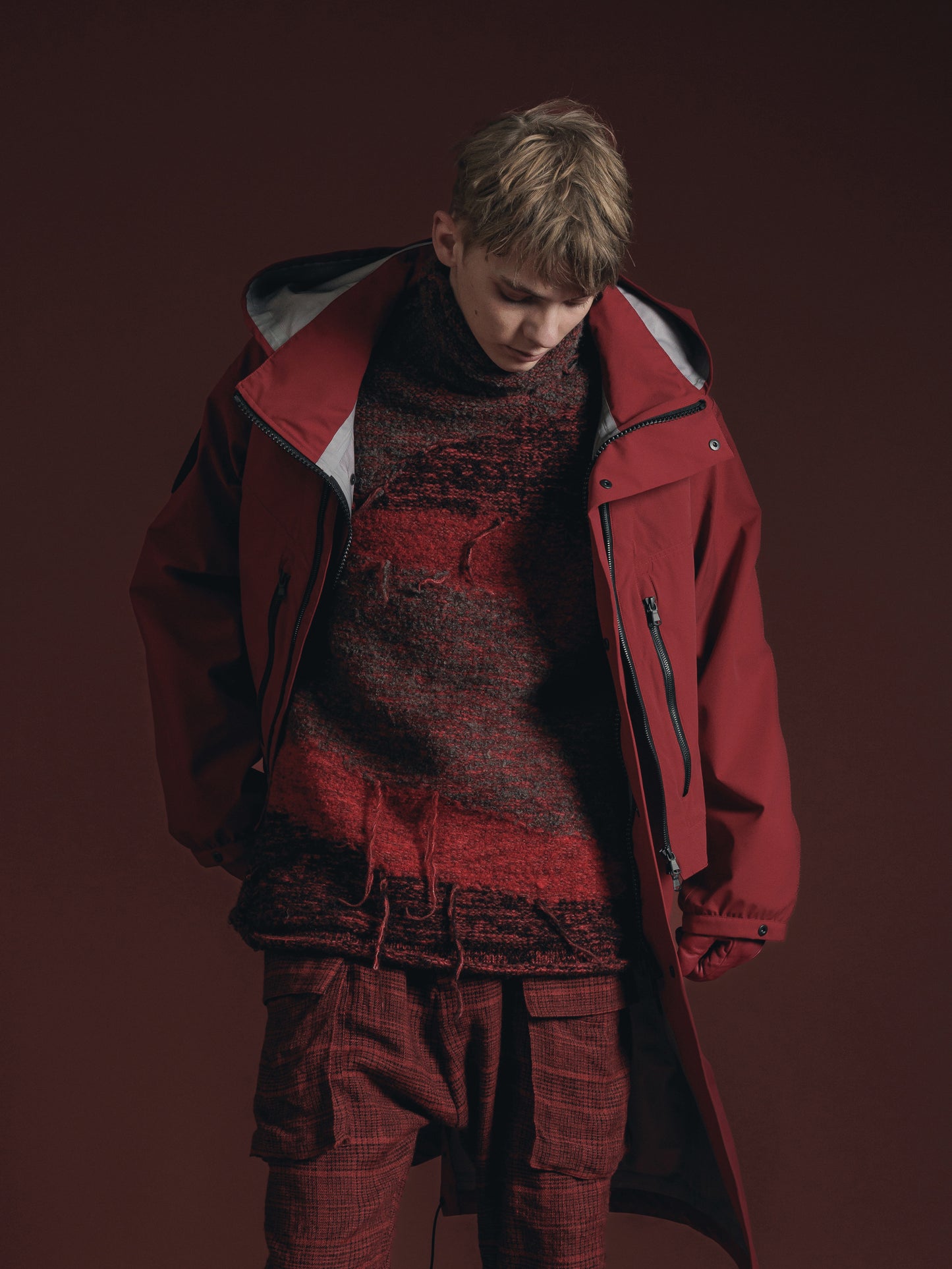
                  
                    WATER REPELLENT HOODED COAT
                  
                