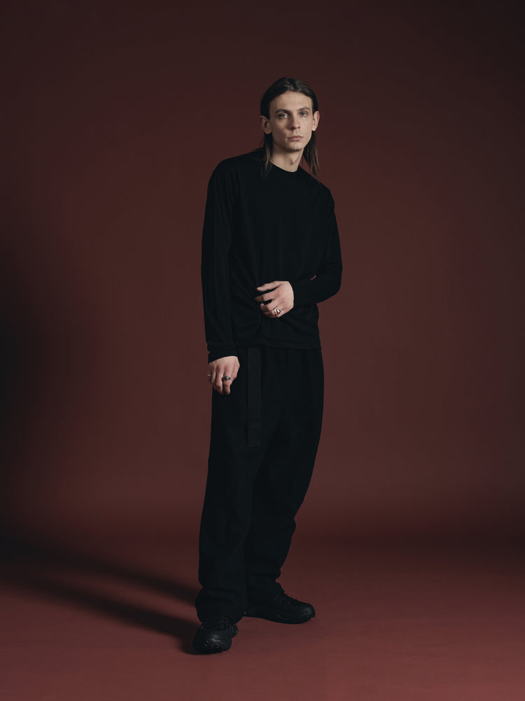 
                  
                    COTTON/CASHMERE LONG SLEEVE T
                  
                