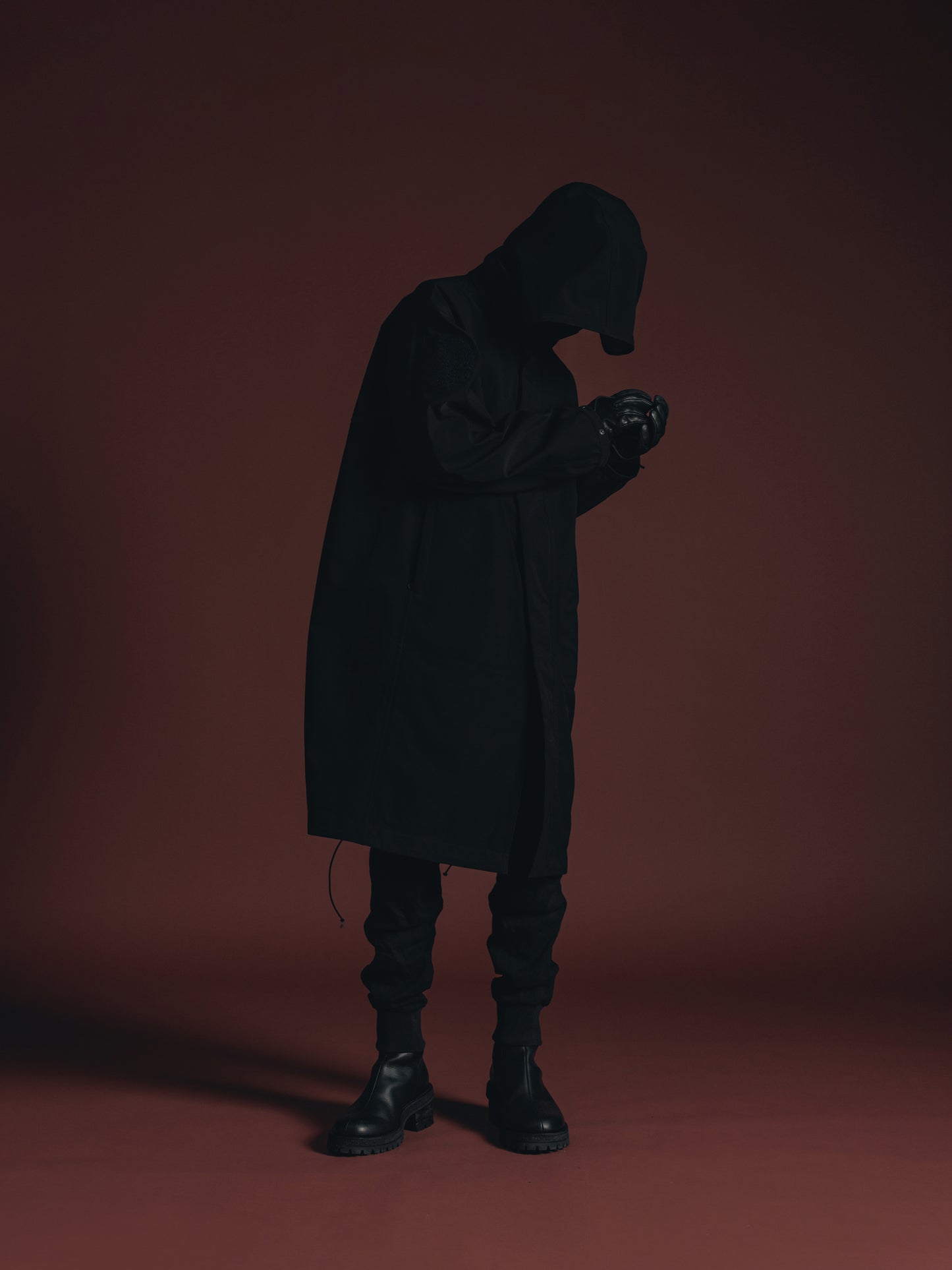 
                  
                    WATER REPELLENT HOODED COAT
                  
                