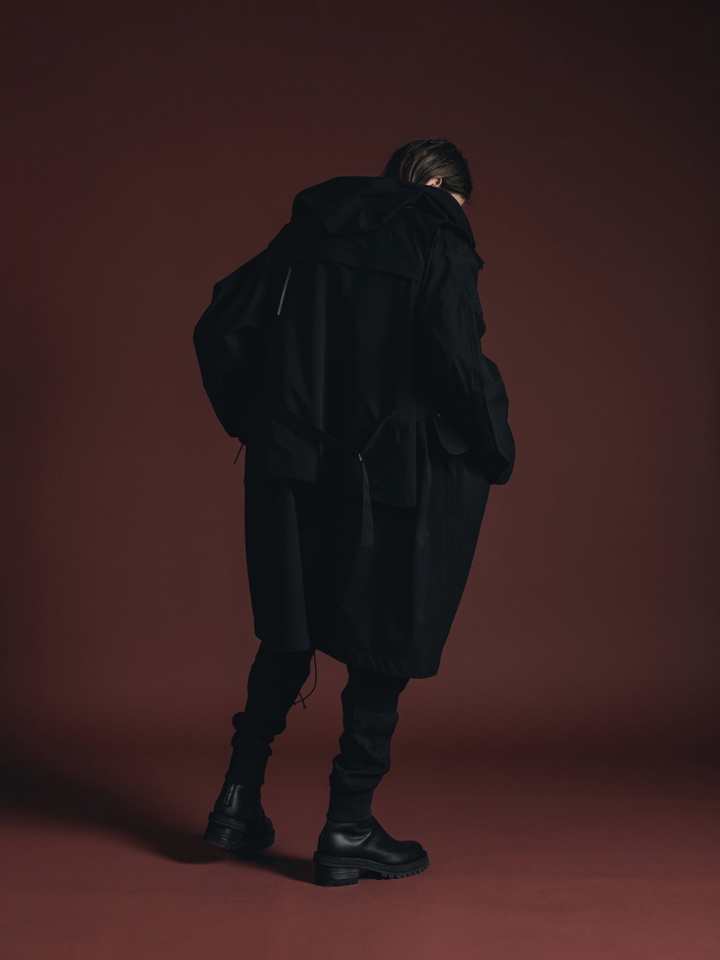 
                  
                    WATER REPELLENT HOODED COAT
                  
                