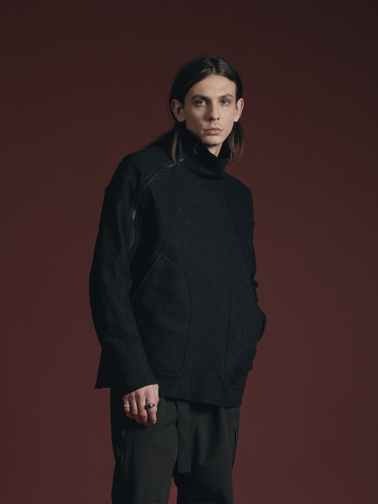 
                  
                    FULLING PULLOVER
                  
                