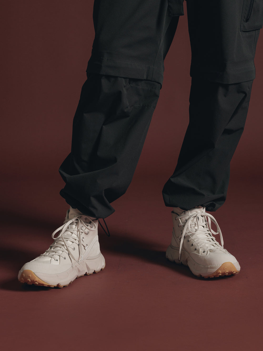 LACE UP SNEAKERS