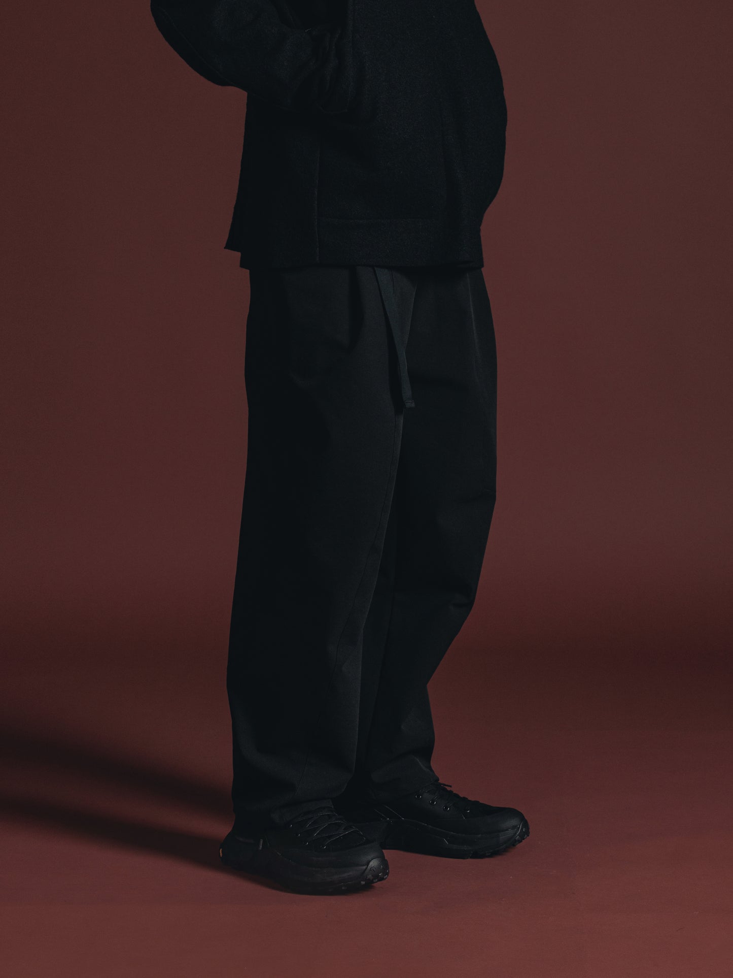 
                  
                    WATER REPELLENCY WIDE TROUSERS
                  
                
