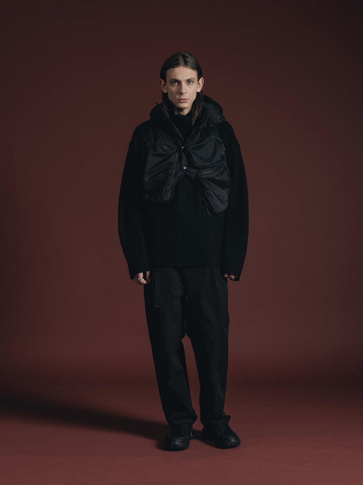 
                  
                    WATER REPELLENCY WIDE TROUSERS
                  
                