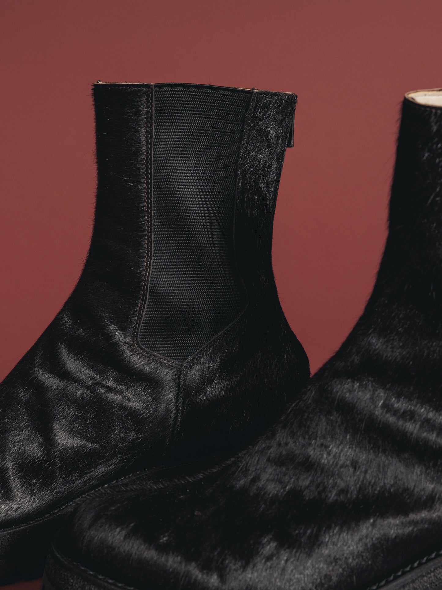 
                  
                    CALF HAIR BACK ZIP-UP BOOTS
                  
                