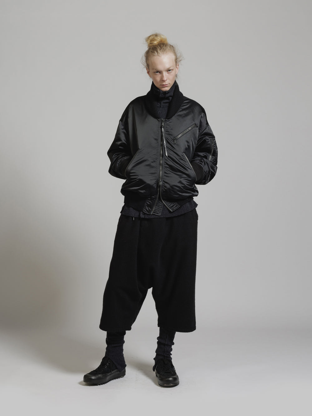 THE VIRIDI-ANNE（ザ ヴィリディアン） TVA 24AW WATER-REPELLENT NYLON BOMBER  JACKET（撥水ナイロンボンバージャケット） – The Viridi-anne