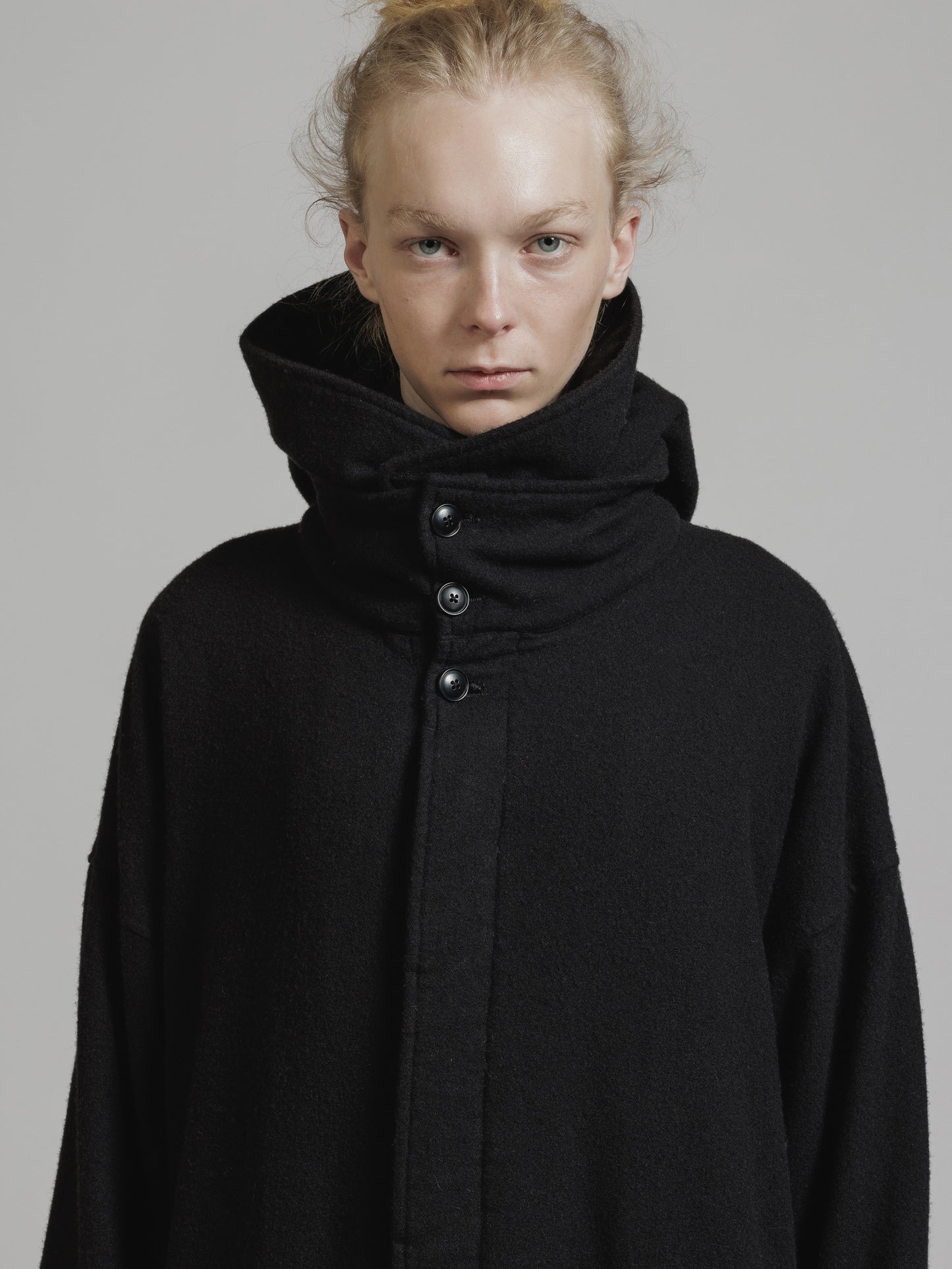 
                  
                    OBJECT DYE WOOL HOODED COAT
                  
                