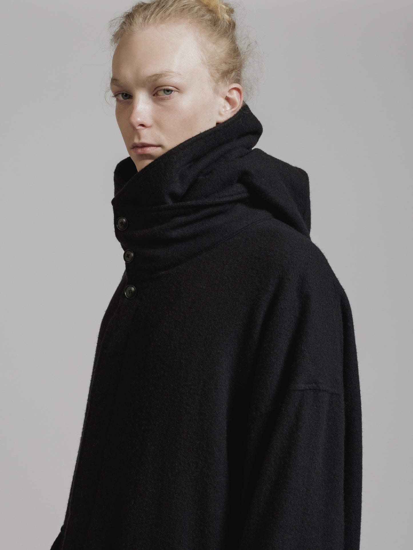 
                  
                    OBJECT DYE WOOL HOODED COAT
                  
                
