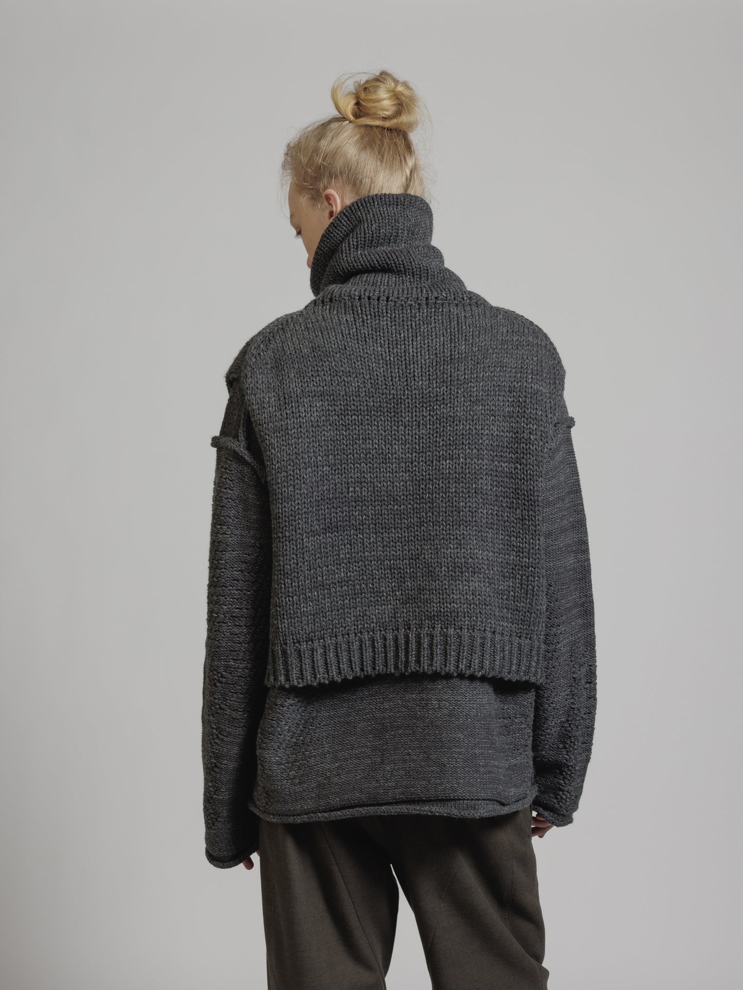 THE VIRIDI-ANNE（ザ ヴィリディアン） TVA 24AW HIGH NECK KNIT