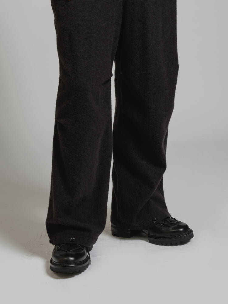 
                  
                    OBJECT DYE WOOL WIDE PANTS
                  
                