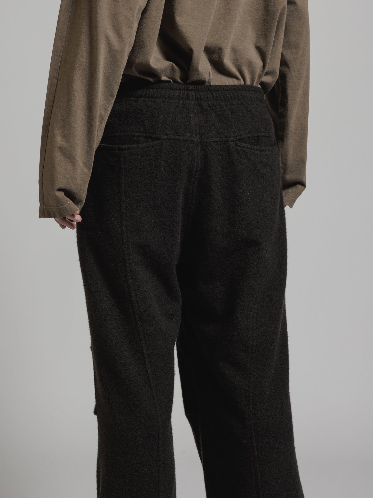 
                  
                    OBJECT DYE WOOL WIDE PANTS
                  
                