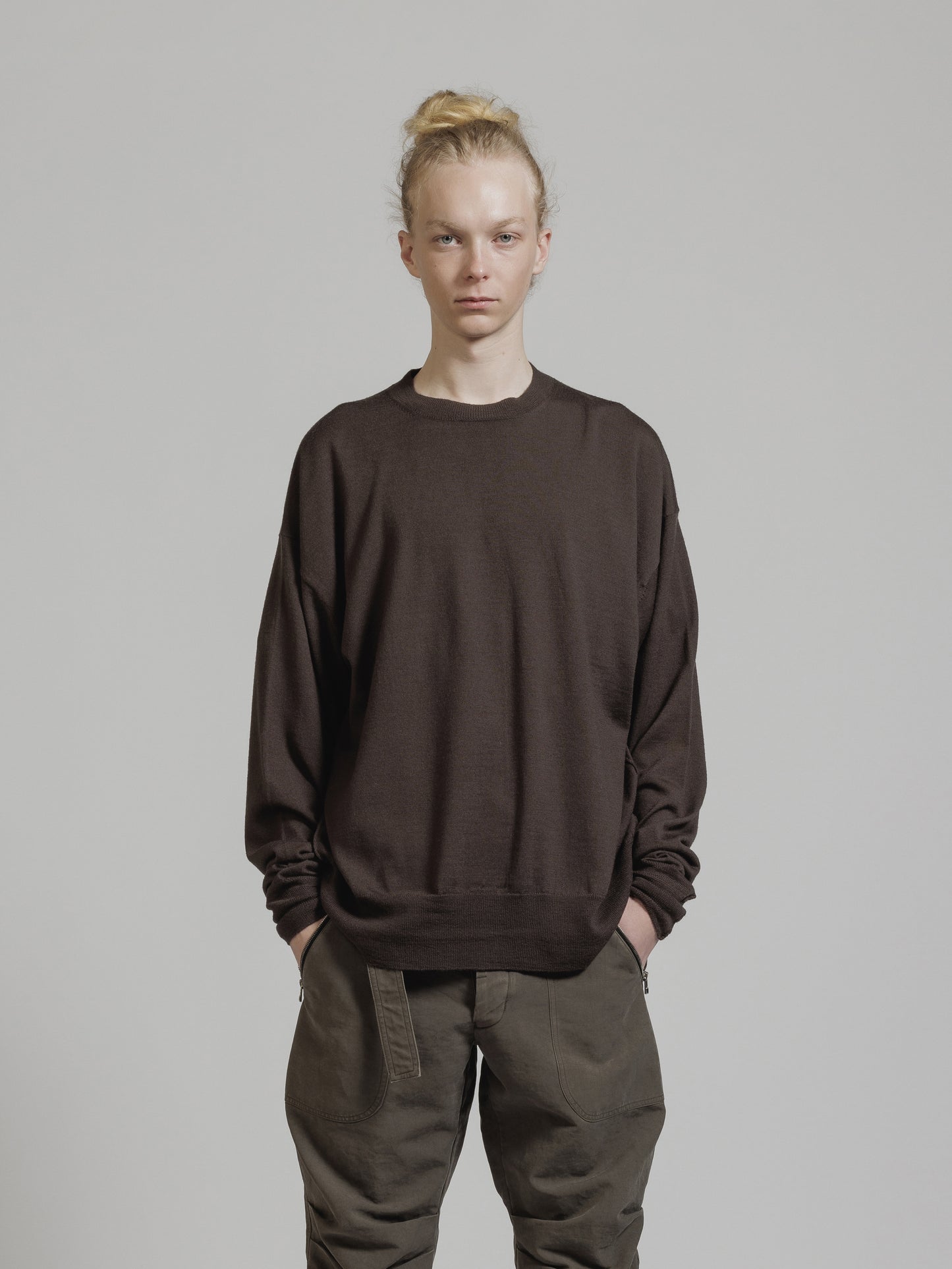 
                  
                    EXTRA FINE MERINO WOOL PULLOVER KNIT
                  
                