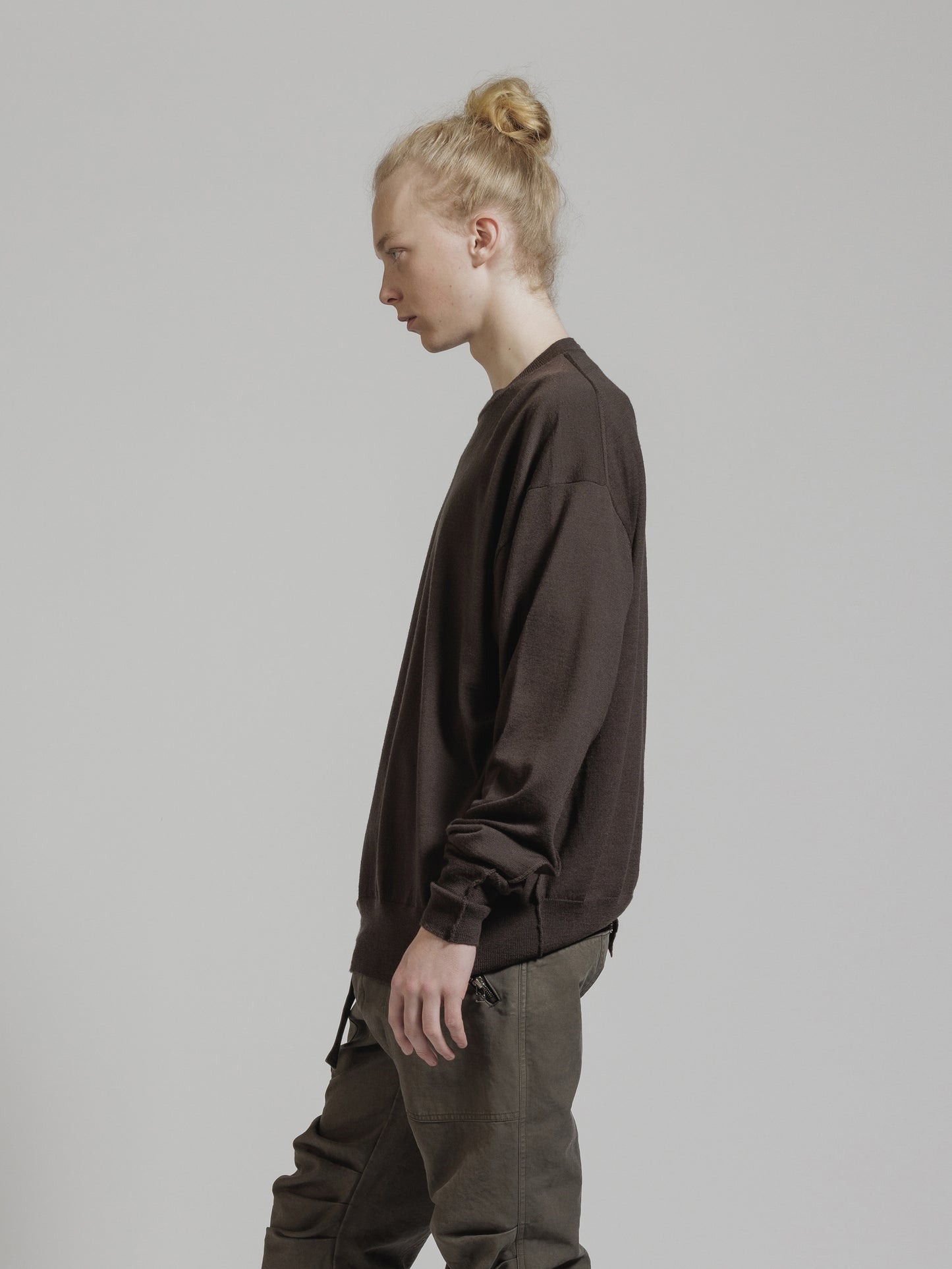 
                  
                    EXTRA FINE MERINO WOOL PULLOVER KNIT
                  
                