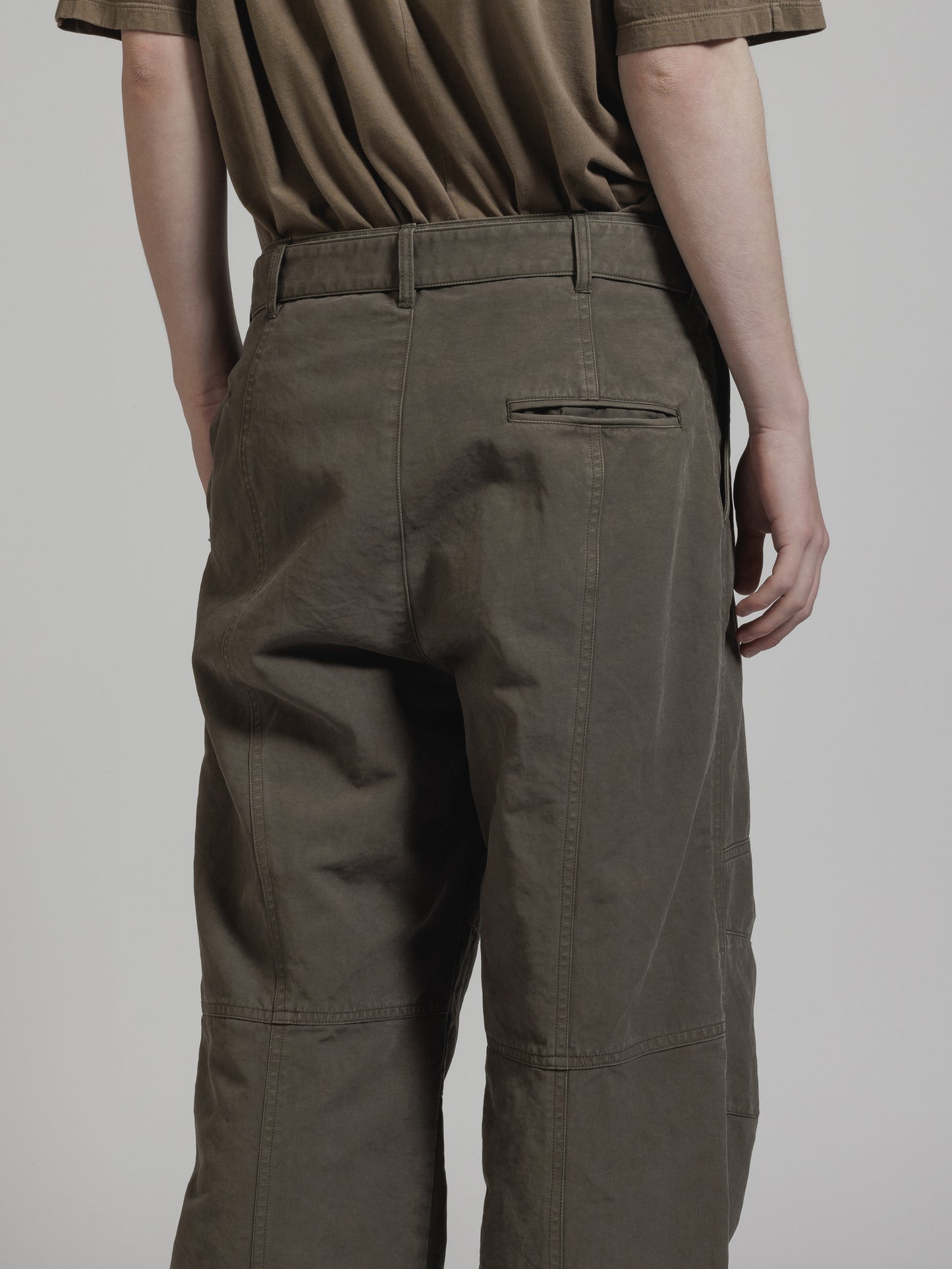 
                  
                    GARMENT DYE COTTON WIDE PANTS
                  
                