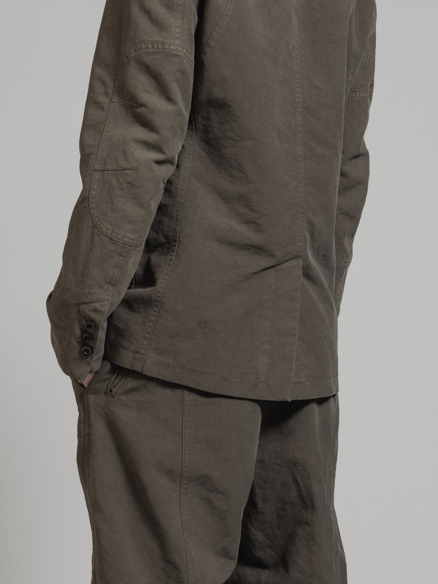 
                  
                    GARMENT DYE COTTON COLLARLESS BLAZER
                  
                
