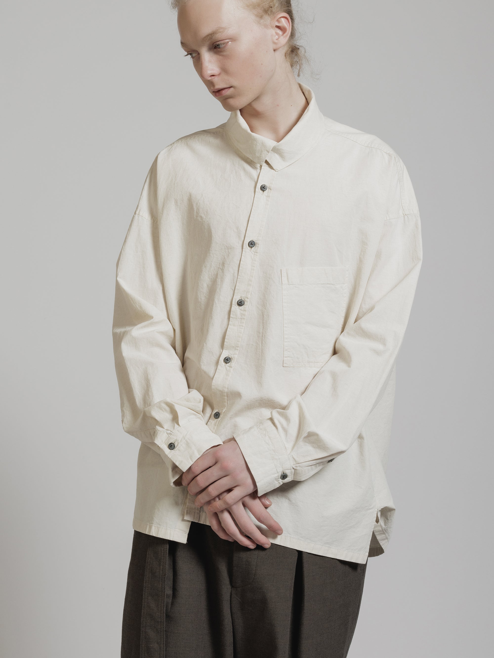 The Viridi_anne 穴空き加工 パンチング加工シャツ julius The Viridi