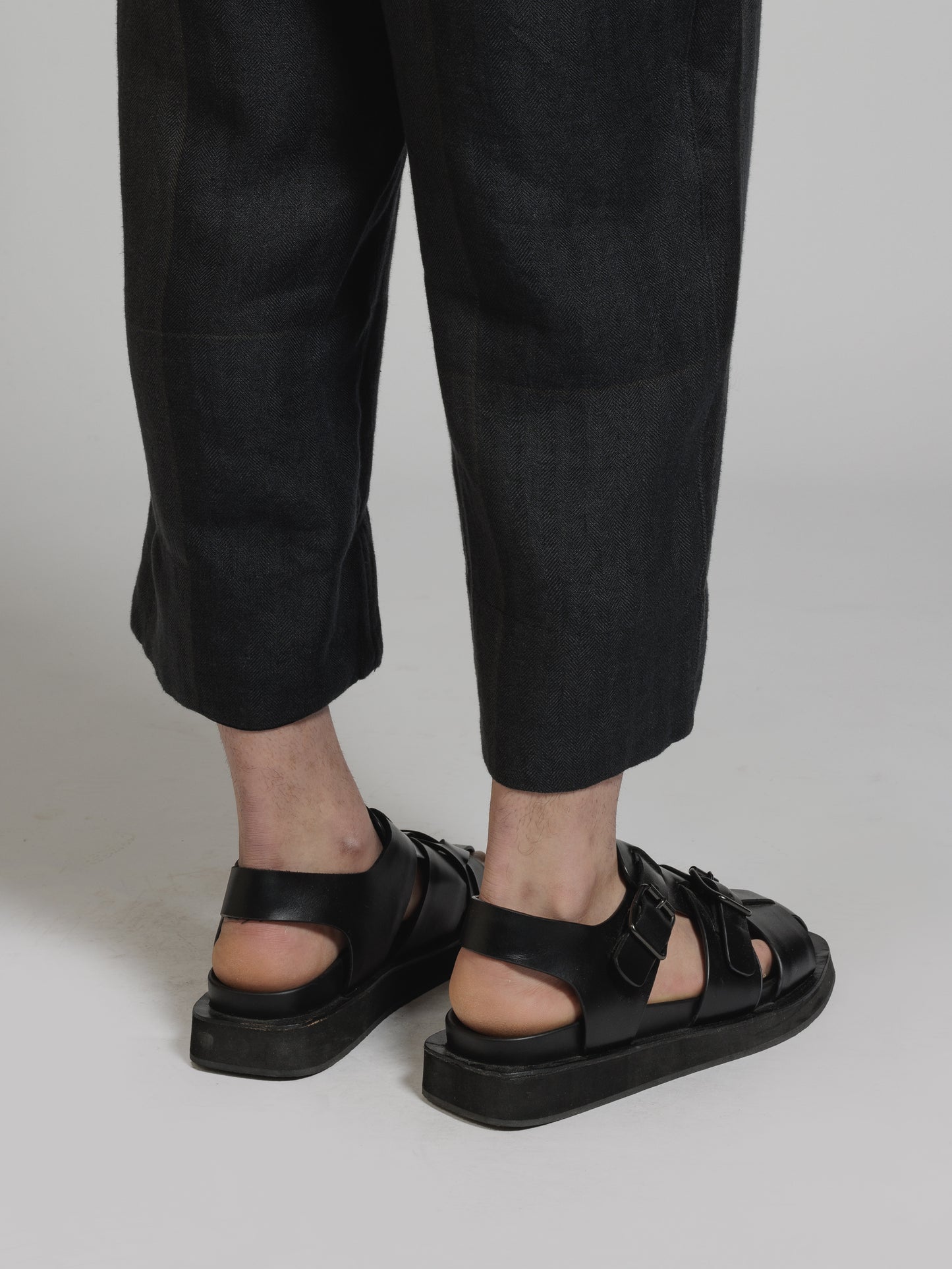 
                  
                    BLACK CHECK LINEN WIDE-CROPPED TROUSERS
                  
                