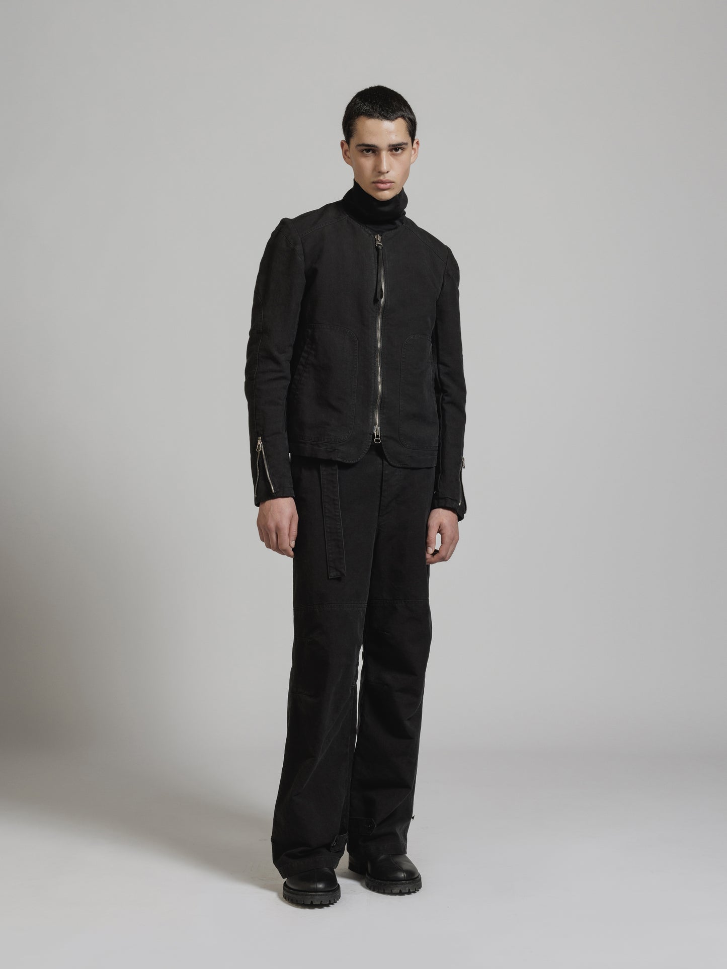 
                  
                    GARMENT DYE COTTON WIDE PANTS
                  
                