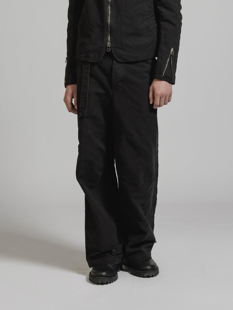 
                  
                    GARMENT DYE COTTON WIDE PANTS
                  
                