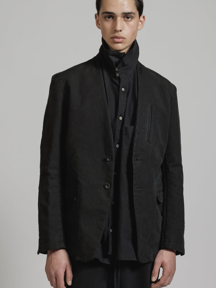 
                  
                    GARMENT DYE COTTON COLLARLESS BLAZER
                  
                