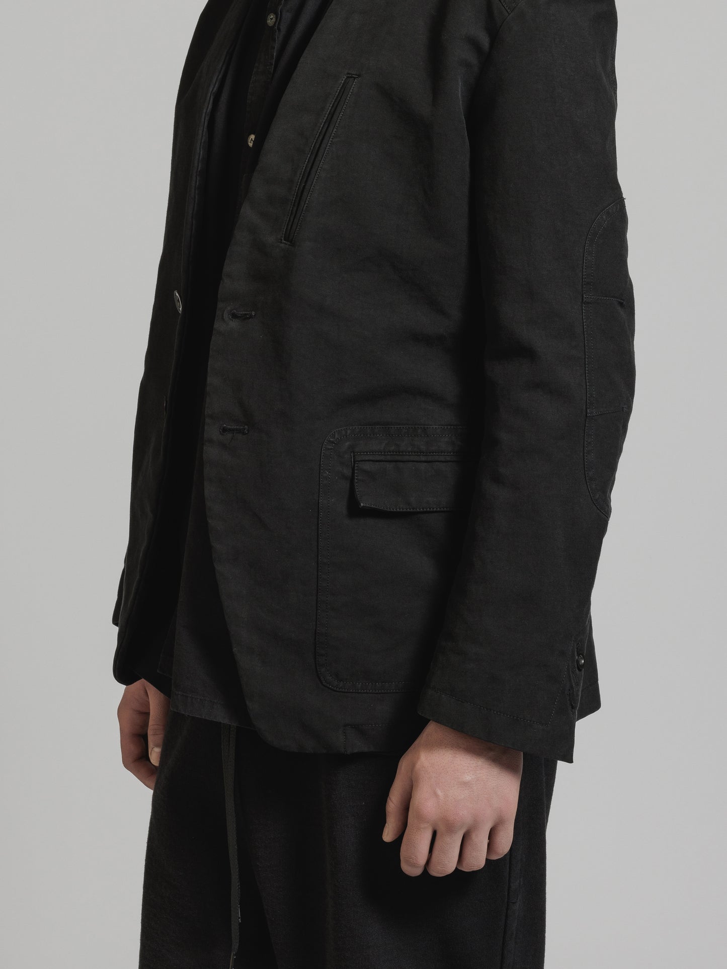 
                  
                    GARMENT DYE COTTON COLLARLESS BLAZER
                  
                