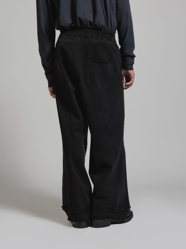 
                  
                    GARMENT DYE HEAVY JERSEY WIDE SWEAT PANTS
                  
                