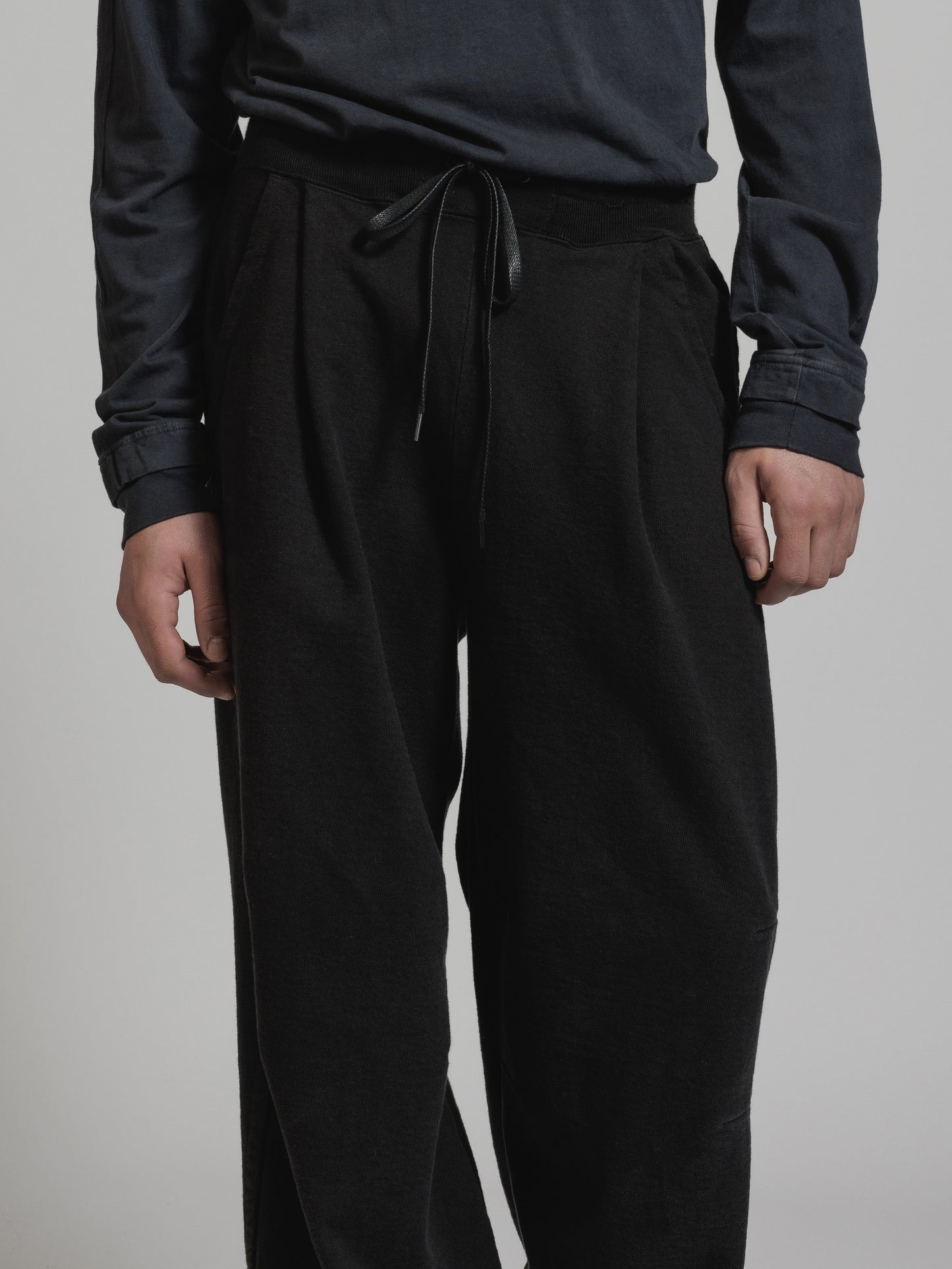 
                  
                    GARMENT DYE HEAVY JERSEY WIDE SWEAT PANTS
                  
                