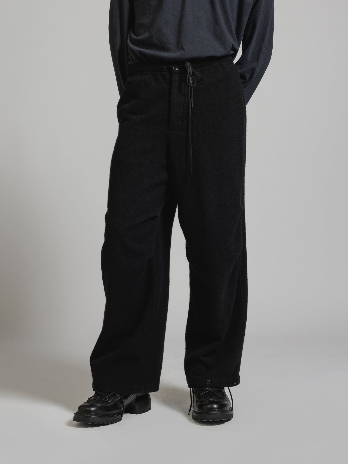 
                  
                    OBJECT DYE WOOL WIDE PANTS
                  
                